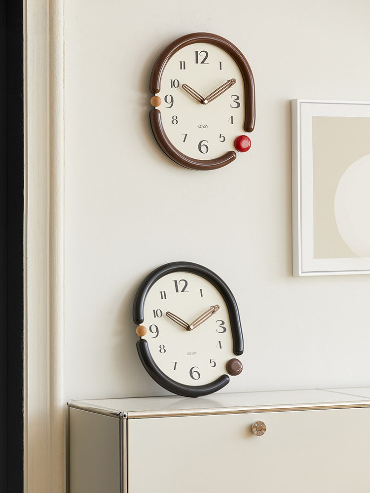 Creative Simple Living Room Punch-free Wall Clock PearlNestDecor.com