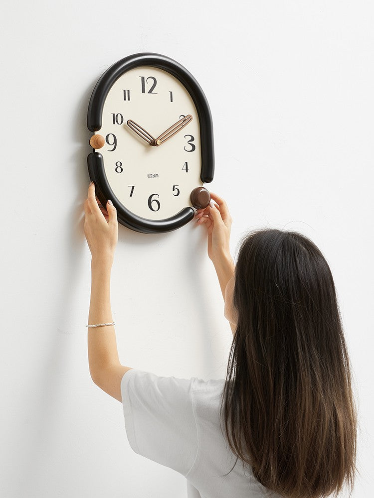 Creative Simple Living Room Punch-free Wall Clock PearlNestDecor.com