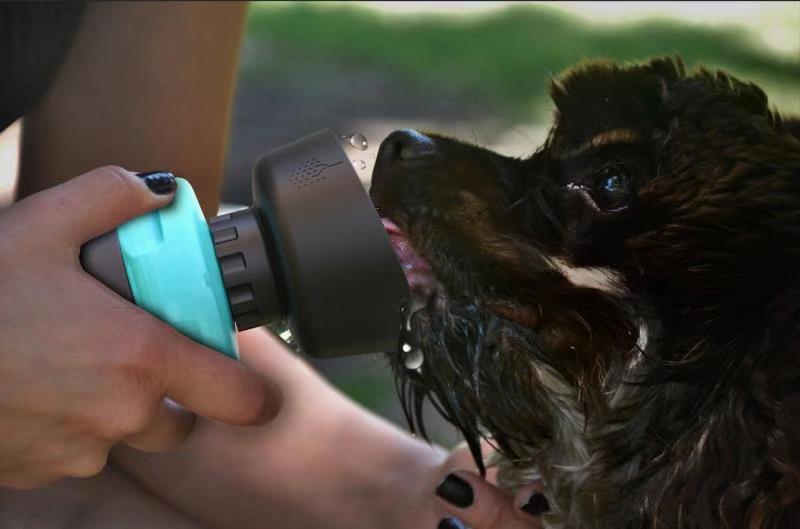 Pet Outdoor Foldable Bottle Dog Travel Water Bottle Dog Water Dispenser Pets Fashion