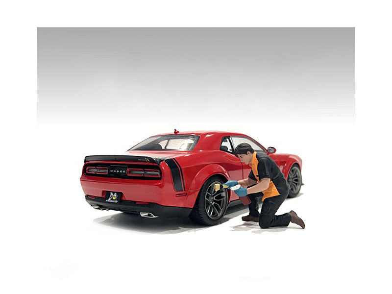 "Detail Masters" Figure 1 (Wheel Cleaning) for 1/18 Scale Models by American Diorama LuxuryLifeWay Online Store