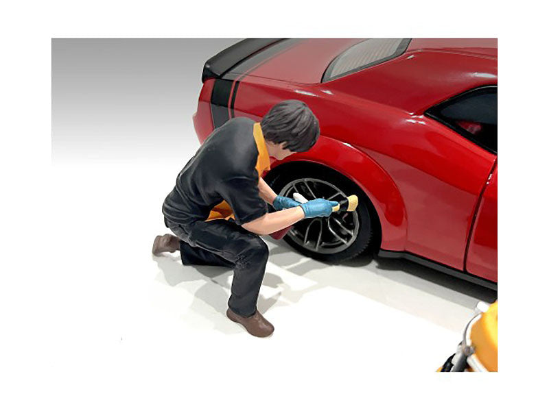 "Detail Masters" Figure 1 (Wheel Cleaning) for 1/18 Scale Models by American Diorama LuxuryLifeWay Online Store