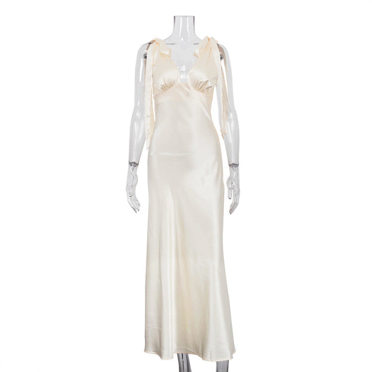 V-neck Sexy Backless Sleeveless Dress With Tie NorixaFashion.com
