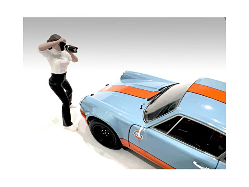 "Photographers" Figure #2 for 1/18 Scale Models by American Diorama LuxuryLifeWay Online Store