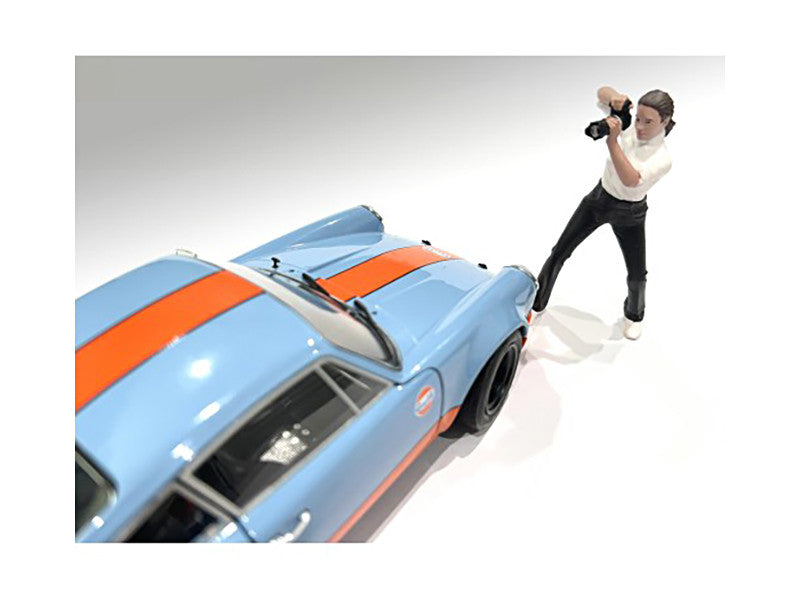 "Photographers" Figure #2 for 1/18 Scale Models by American Diorama LuxuryLifeWay Online Store