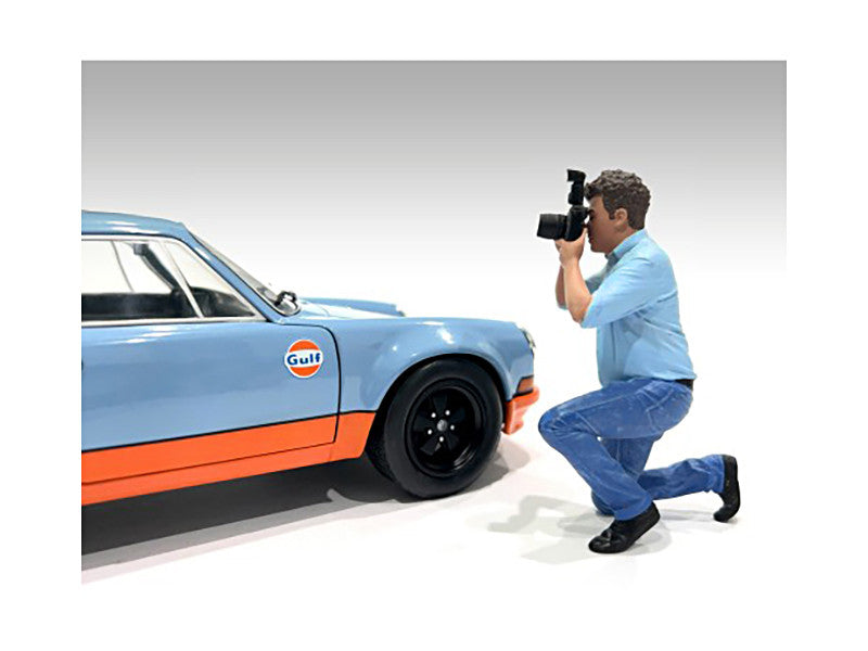 "Photographers" Figure #3 for 1/24 Scale Models by American Diorama LuxuryLifeWay Online Store