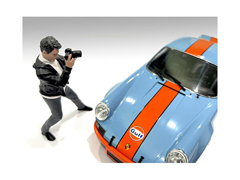 "Photographers" Figure #6 for 1/18 Scale Models by American Diorama LuxuryLifeWay Online Store