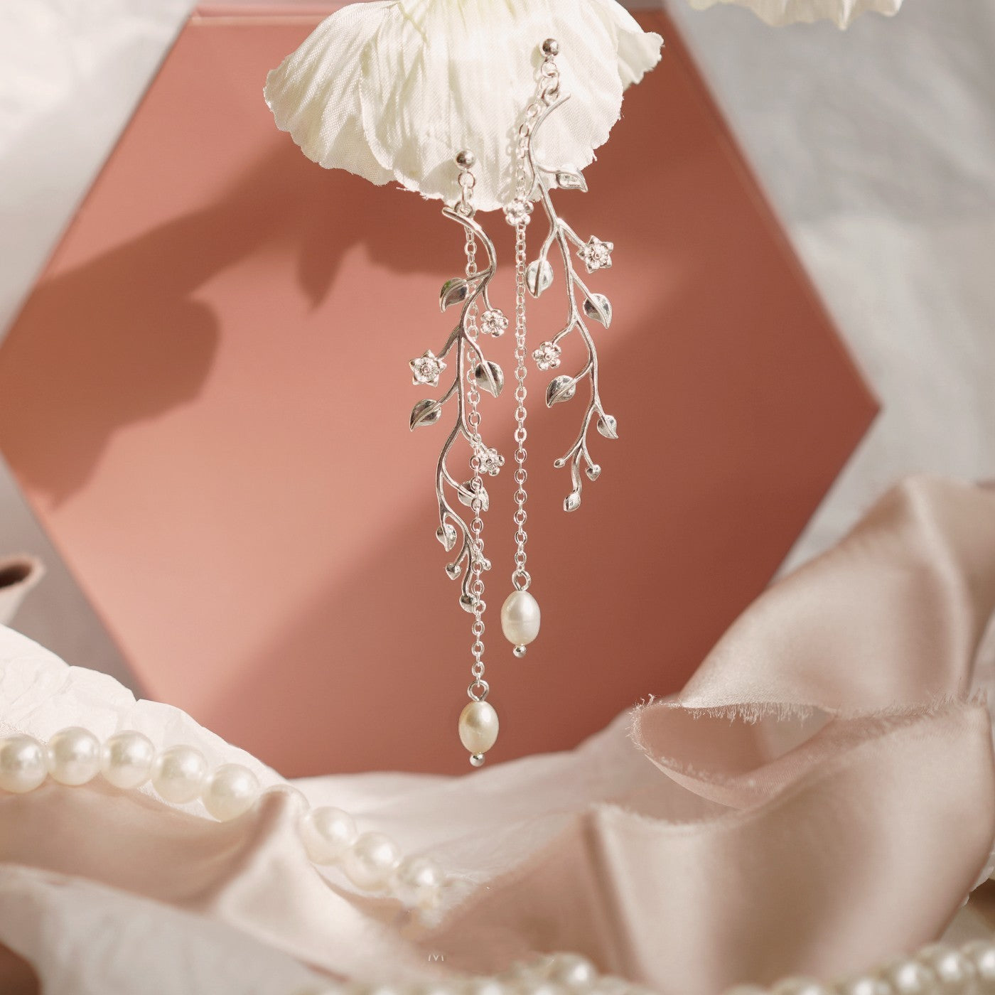 Design Sense Super Immortal Style Pearl Earrings