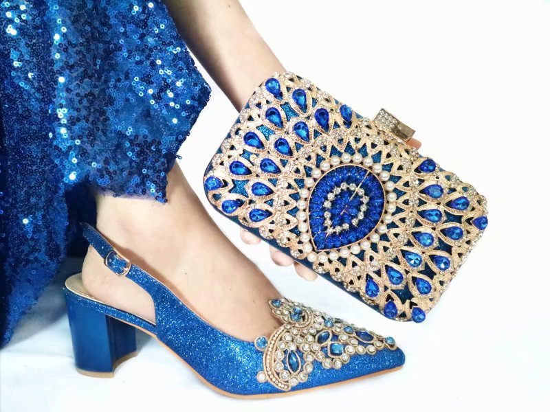 French Toe Shoes With A Stone Bag Designed By Women LadyShow.Store