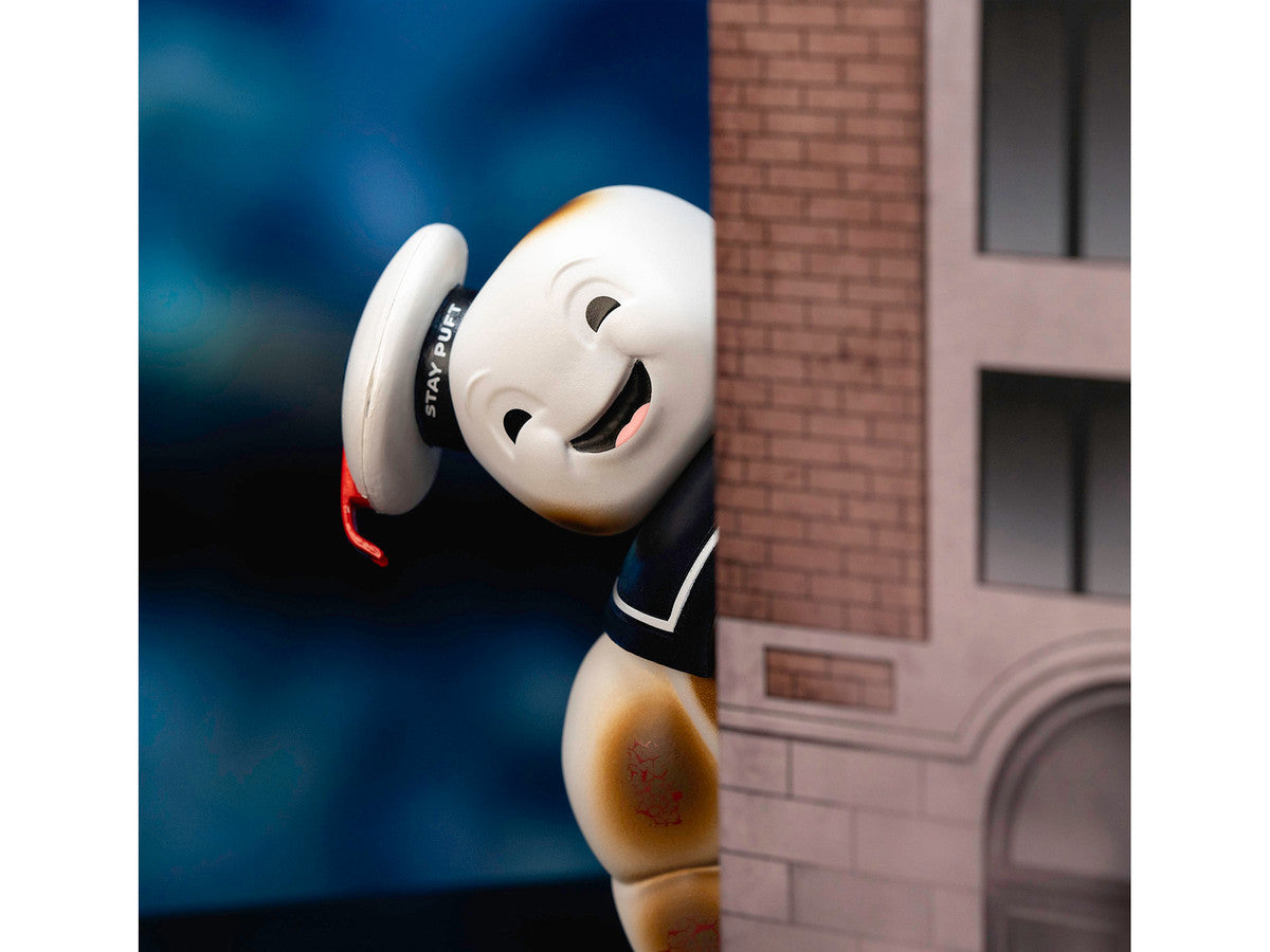 "Ghostbusters" 6" Stay Puft Marshmallow Man Figure with Nano Ecto-1 Car Diorama Set "Ghostbusters" (1984) Movie "Next Level" Series Model by Jada LuxuryLifeWay Online Store