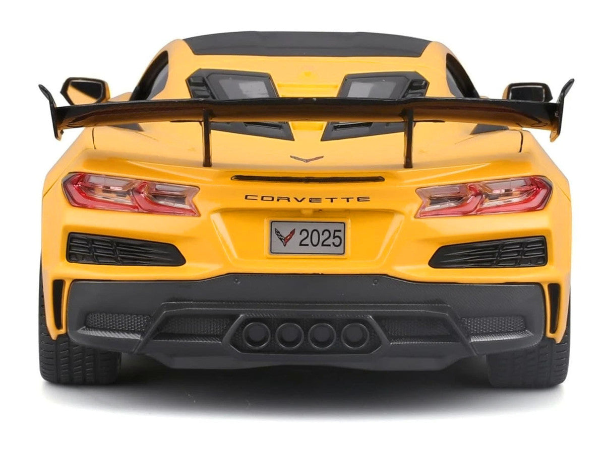 Chevrolet Corvette ZR1 Coupe Yellow with Carbon Top "Special Edition" Series 1/18 Diecast Model Car by Maisto LuxuryLifeWay Online Store