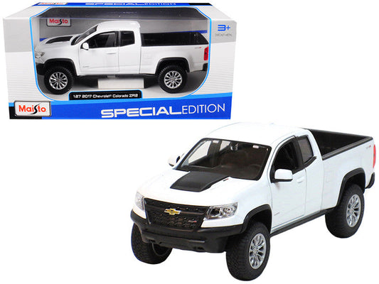 2017 Chevrolet Colorado ZR2 Pickup Truck White 1/27 Diecast Model Car by Maisto LuxuryLifeWay Online Store