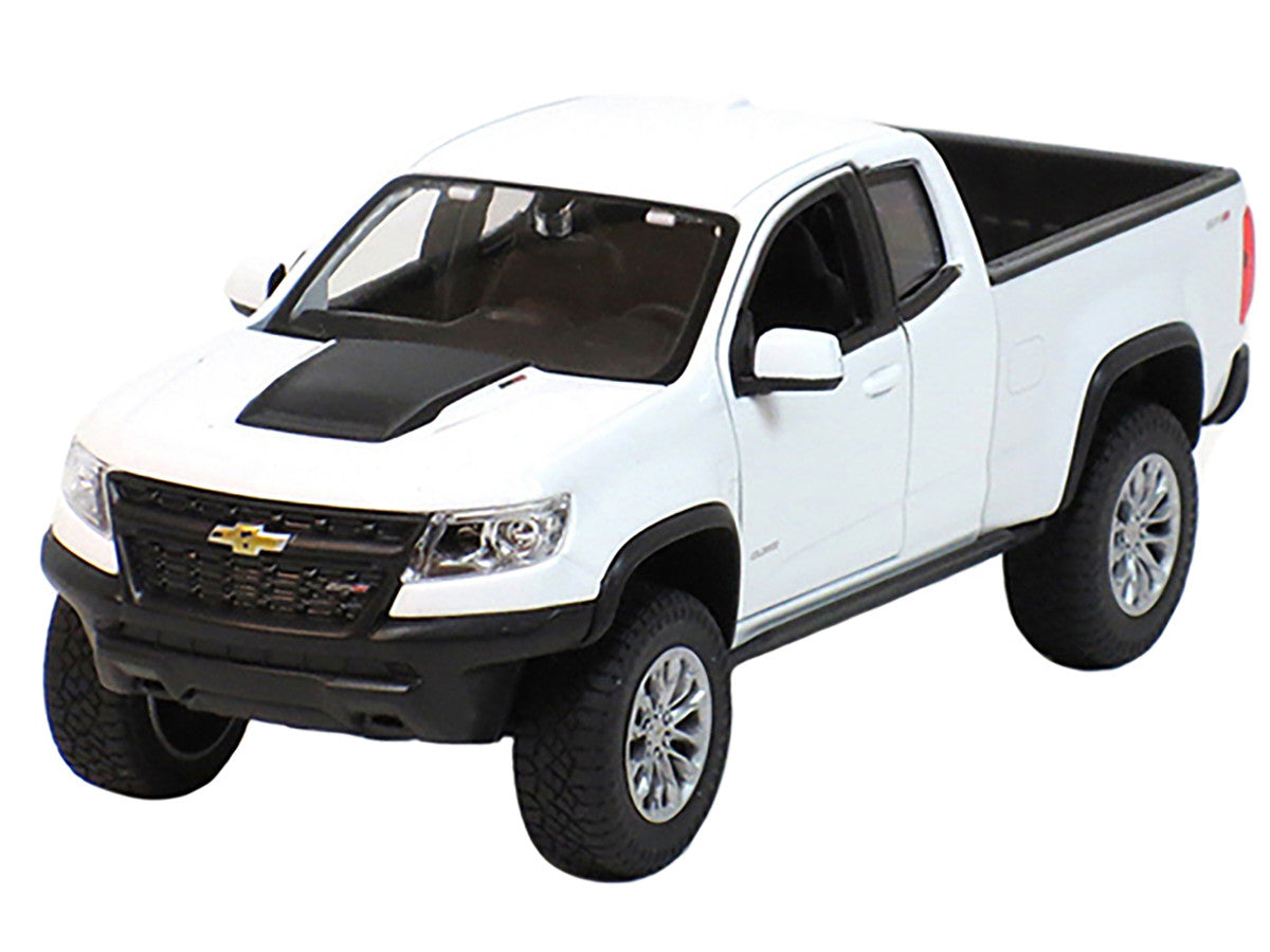 2017 Chevrolet Colorado ZR2 Pickup Truck White 1/27 Diecast Model Car by Maisto LuxuryLifeWay Online Store
