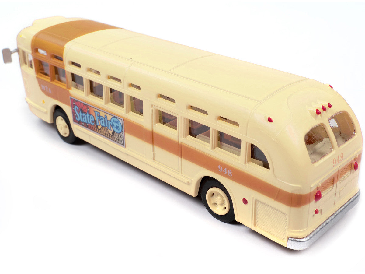 GMC PD-4103 Transit Bus #948 Beige "MTA Miami" 1/87 (HO) Scale Model by Classic Metal Works LuxuryLifeWay Online Store