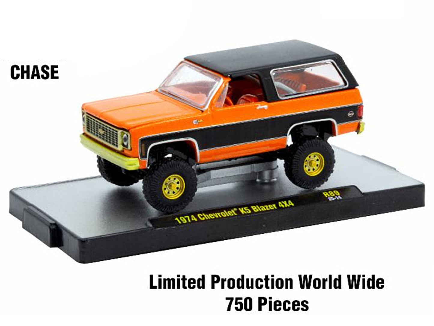 "Auto Meets" Set of 6 Cars IN DISPLAY CASES Release 89 Limited Edition 1/64 Diecast Model Cars by M2 Machines