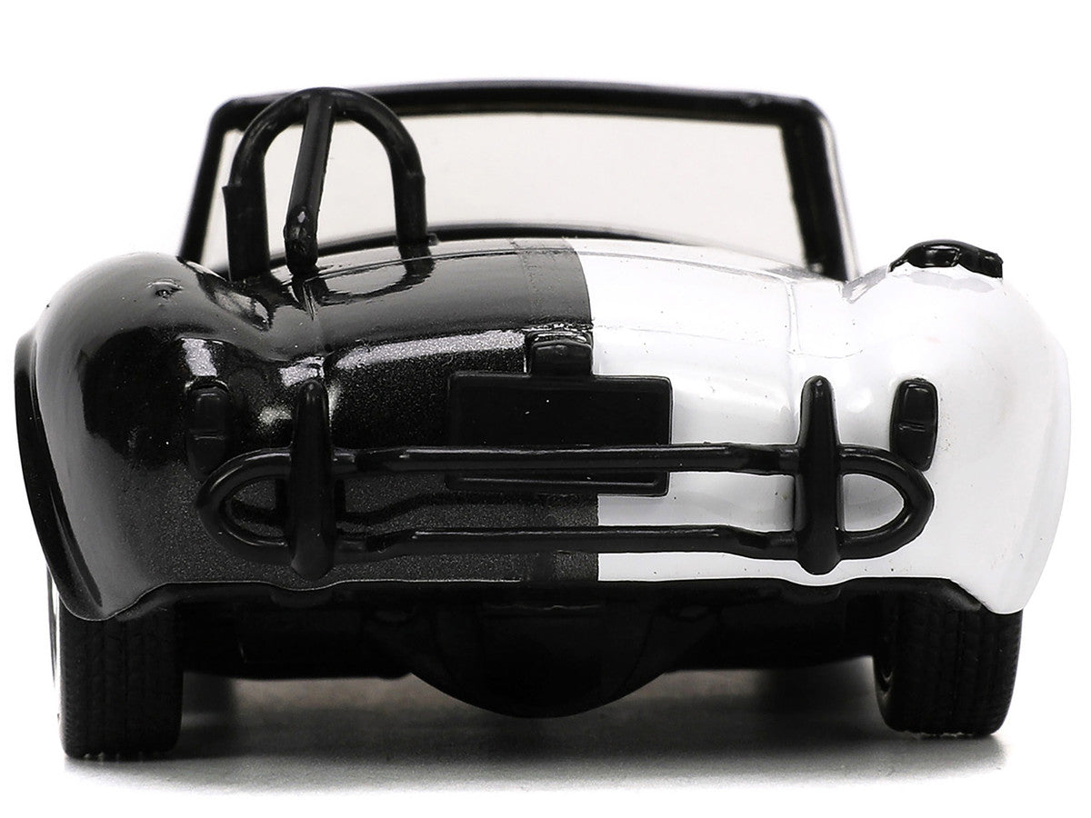 1965 Shelby Cobra 427 S/C #2 Black Metallic and White and Harvey Two-Face Diecast Figure "Batman" "Hollywood Rides" Series 1/32 Diecast Model Car by Jada LuxuryLifeWay Online Store