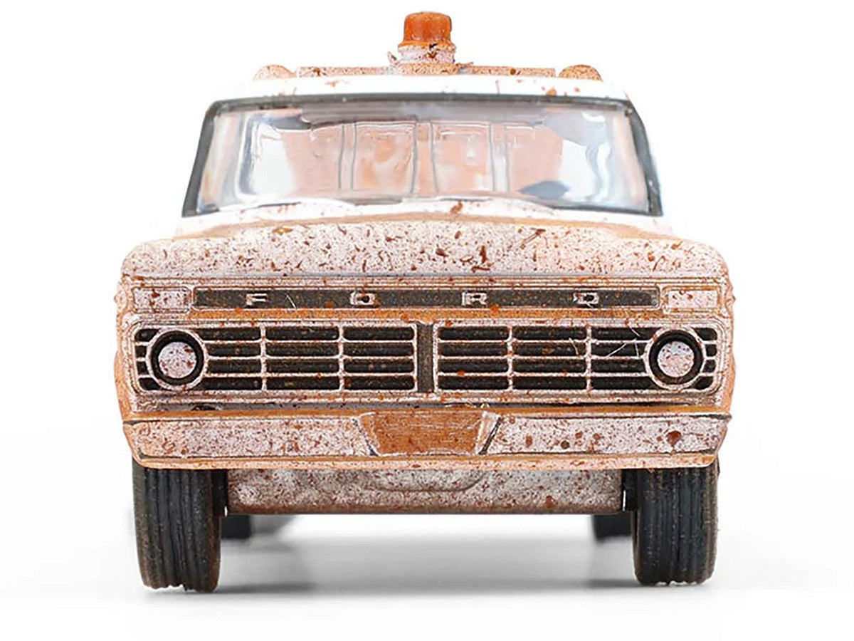 1973 Ford F-100 Tow Truck White (Weathered) "Blue Collar Collection" Series 14 1/64 Diecast Model Car by Greenlight LuxuryLifeWay Online Store