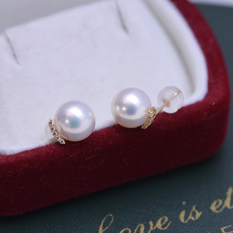 Women's Fashion Simple White Perfect Circle Pearl Stud Earrings