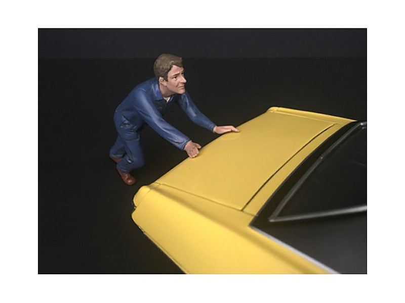 Mechanic Darwin Pushing a Car Figurine for 1/24 Scale Models by American Diorama LuxuryLifeWay Online Store