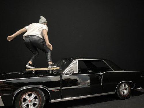 Skateboarder Figurine II for 1/24 Scale Models by American Diorama LuxuryLifeWay Online Store