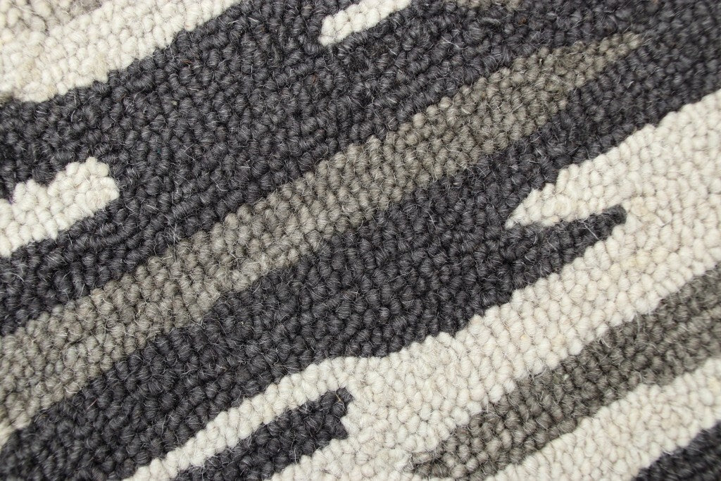 4' Round Black and Gray Camouflage Area Rug LuxuryLifeWay Online Store