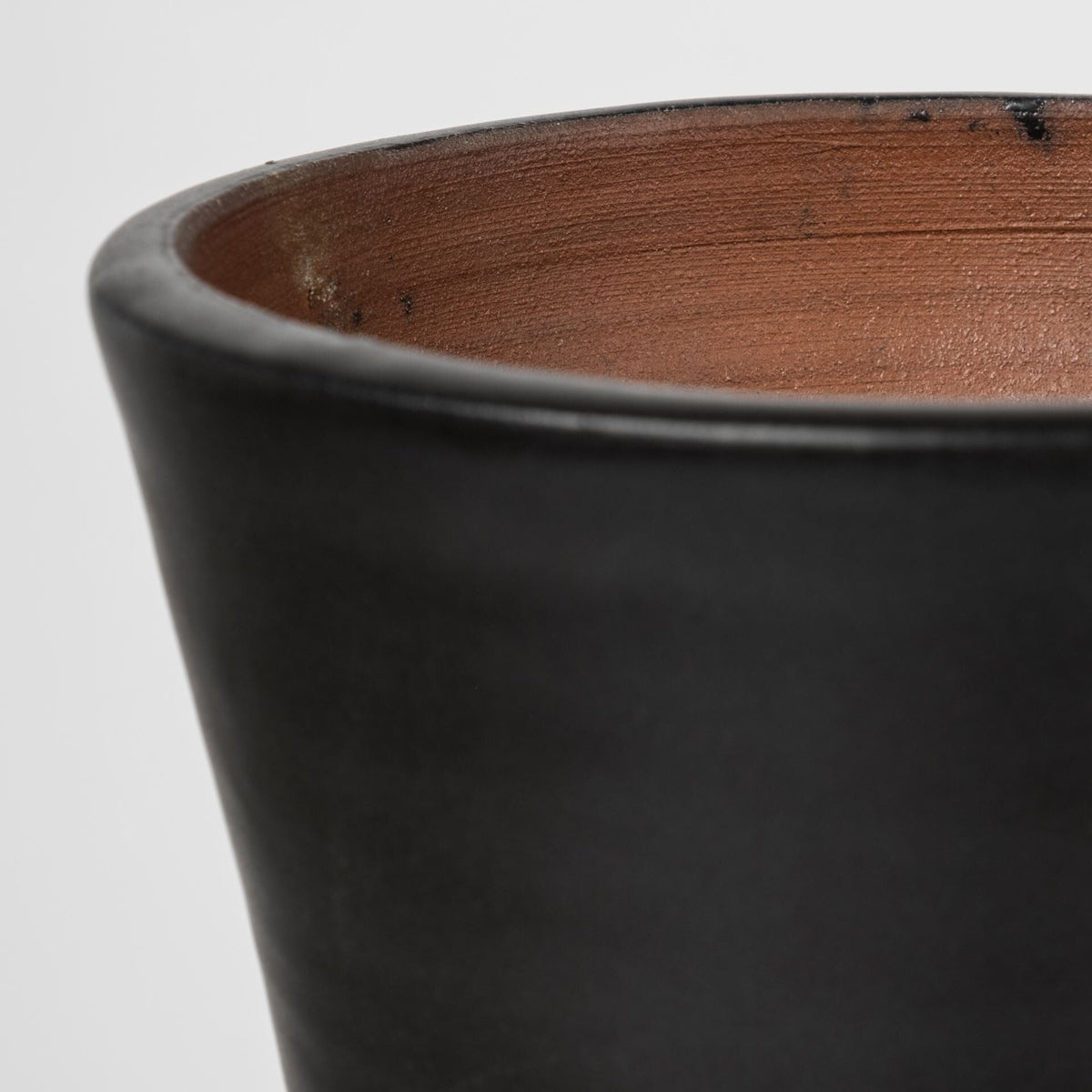 17" Black and White Modern Grid Ceramic Vase LuxuryLifeWay Online Store
