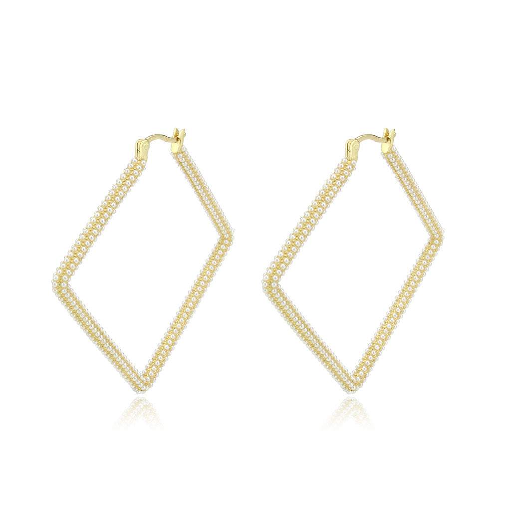 3W1786 - Flash Gold Brass Earring with Synthetic in White LuxuryLifeWay Online Store
