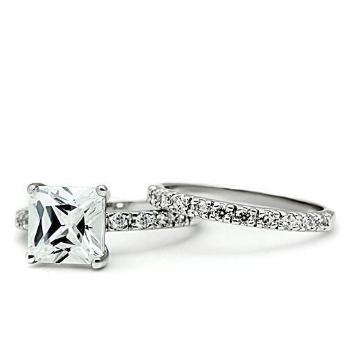 3W102 - Rhodium Brass Ring with AAA Grade CZ  in Clear LuxuryLifeWay Online Store