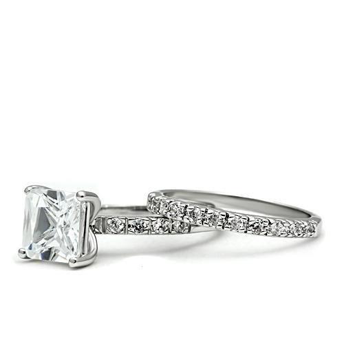 3W102 - Rhodium Brass Ring with AAA Grade CZ  in Clear LuxuryLifeWay Online Store