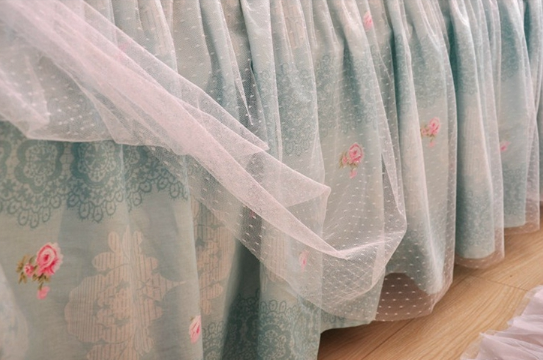 Princess style summer four-piece lace duvet cover