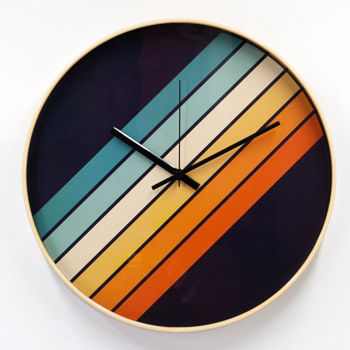 Creative Wall Clock Living Room Household Mute Wall Watch Decoration Quartz Clock PearlNestDecor.com