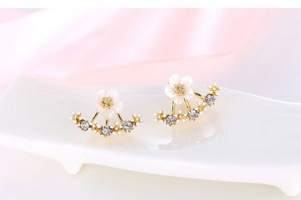 Flower Crystals Stud Earring