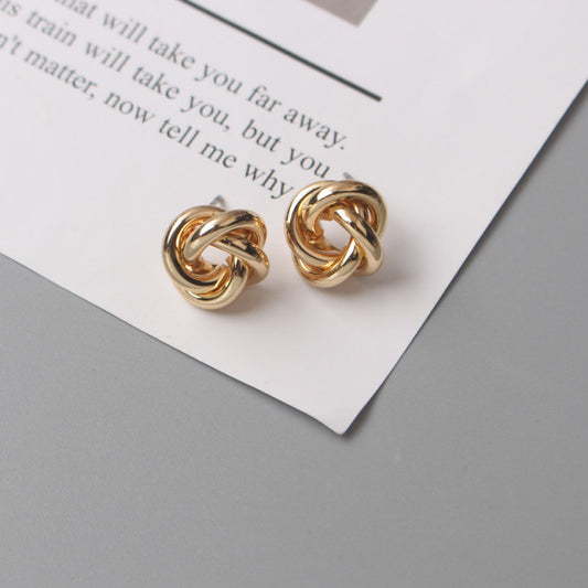 Simple And Irregular Flower-shaped Metal Winding Stud Earrings CJD2