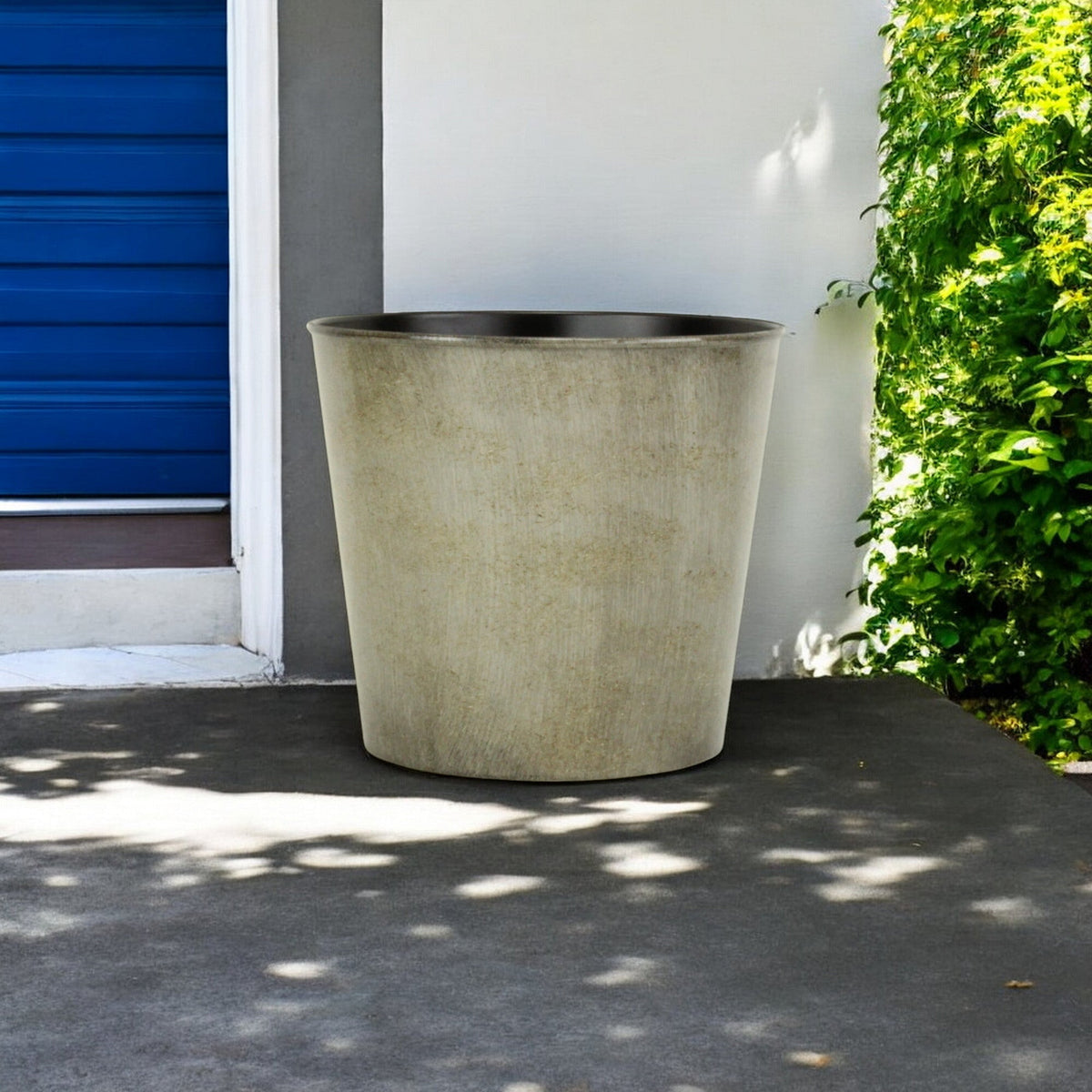 9" Gray Recycled Plastic Indoor Outdoor Round Pot Planter LuxuryLifeWay Online Store
