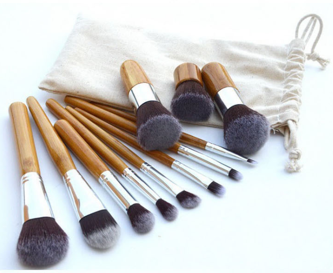 11-Piece Wooden Color Makeup Brush Set LadyShow.Store