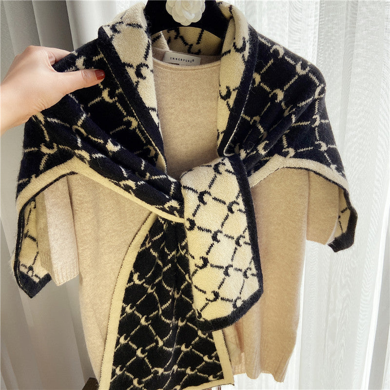 Knotted Shoulders With Contrasting Color Small Shawls LadyShow.Store