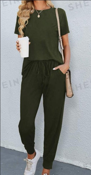 Solid Round Neck Tee & Pants Set LadyShow.Store