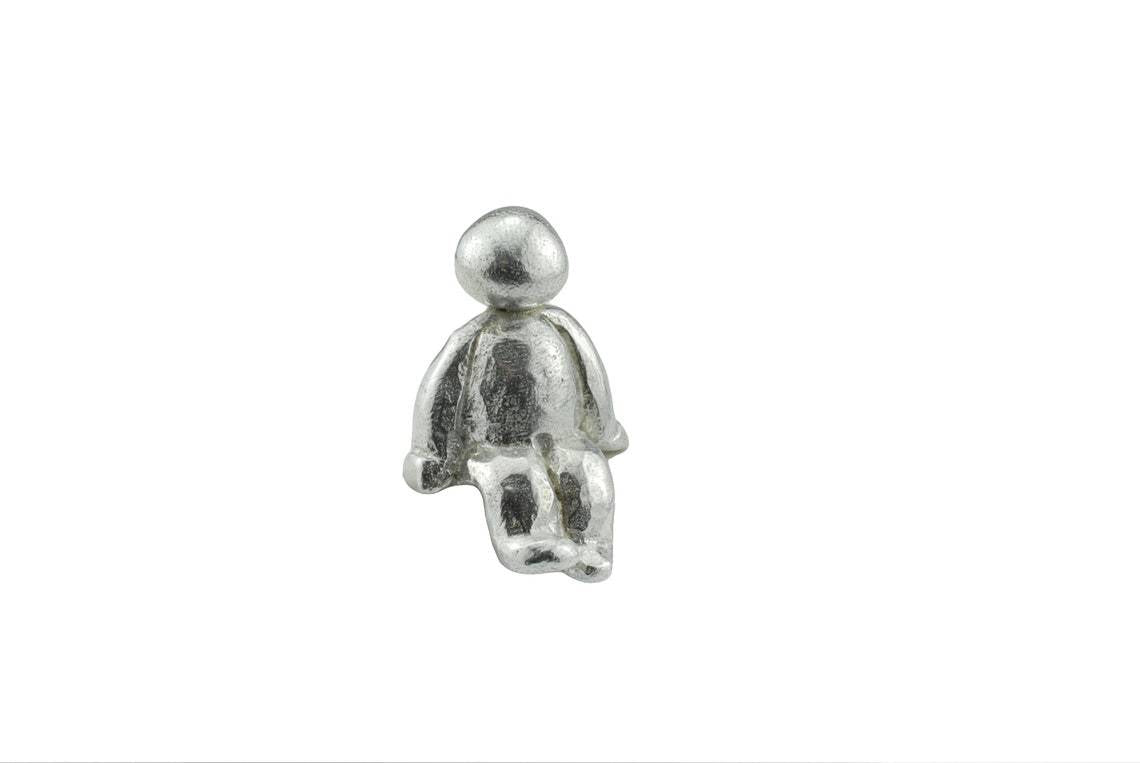 Family Member Souvenirs Sculpture Ornaments Resin Crafts PearlNestDecor.com
