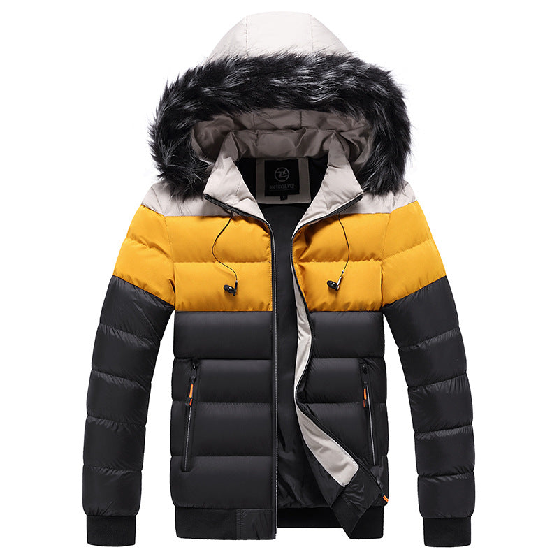 Trendy short padded coat with thick fur collar