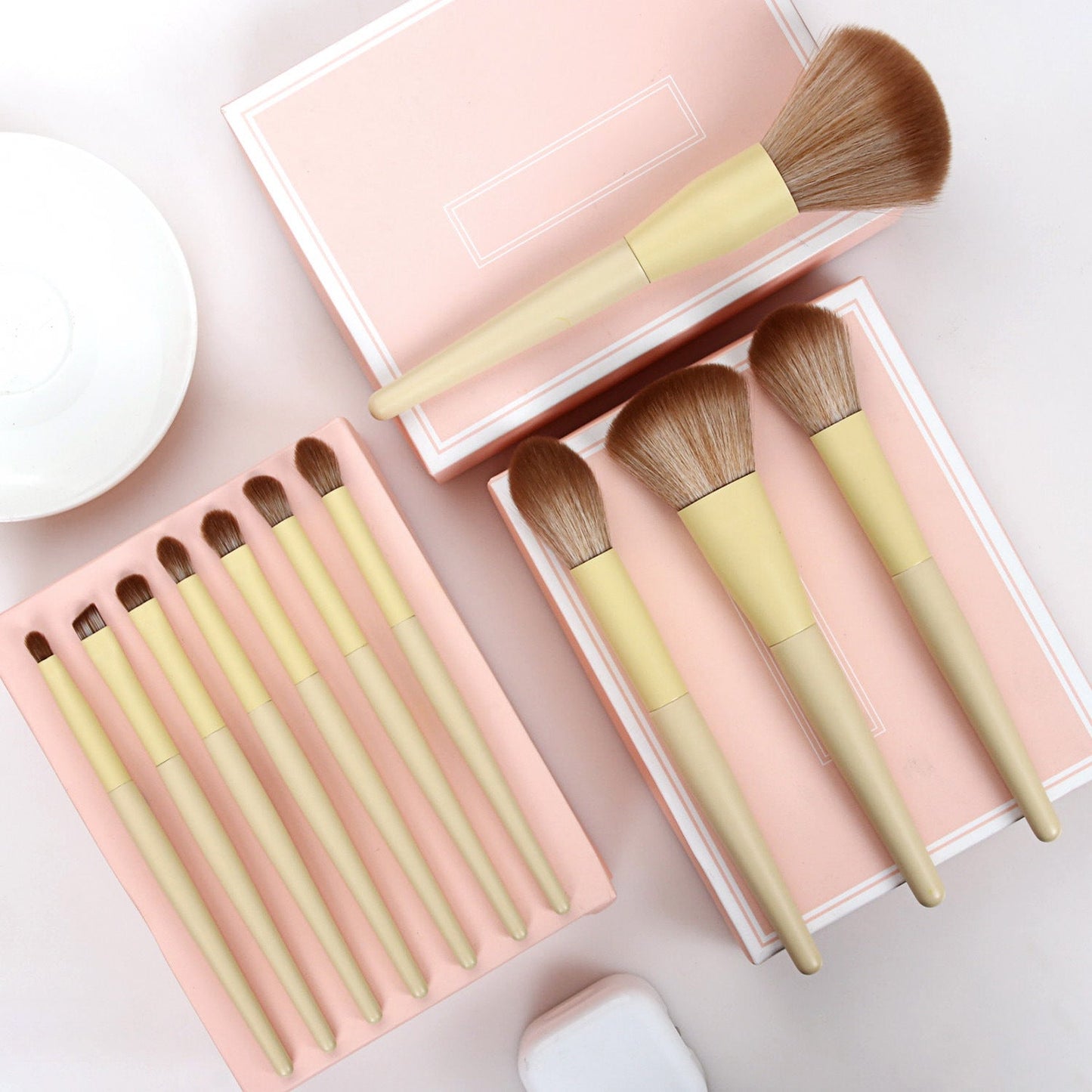 11 makeup brushes yellow set LadyShow.Store