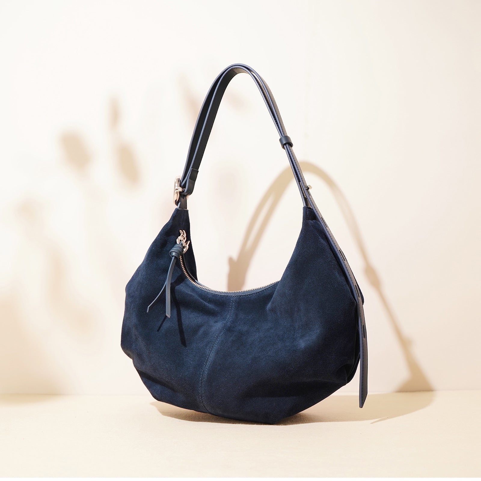Womens Casual High-Capacity Crossbody Bag LadyShow.Store