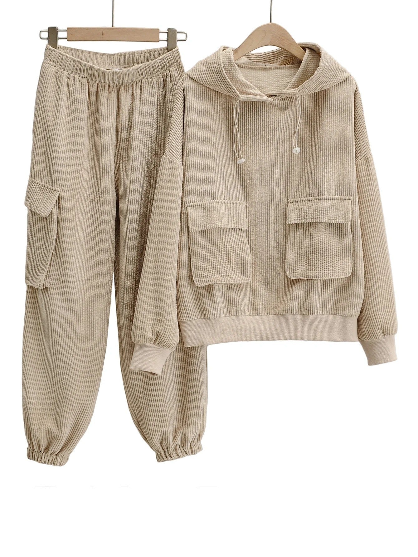 Fashion Two-piece Hooded Sweatshirt With Loose Pockets
