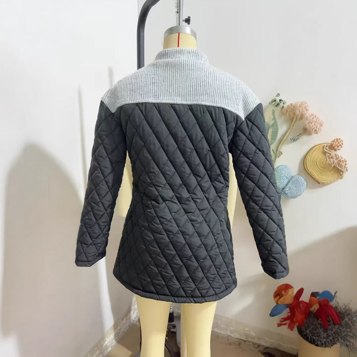 European And American Patchwork Off-shoulder Long Sleeve Pocketed Relaxed-fit Diamond Quilted Jacket NorixaFashion.com