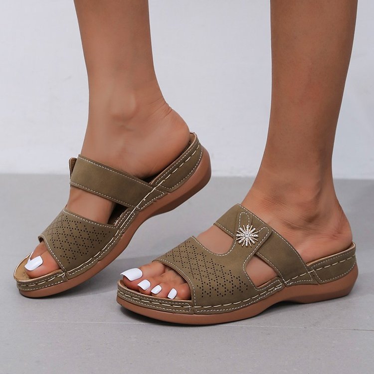 Embroidered Fish Mouth Women's Thick Bottom Hollow Sandals LadyShow.Store
