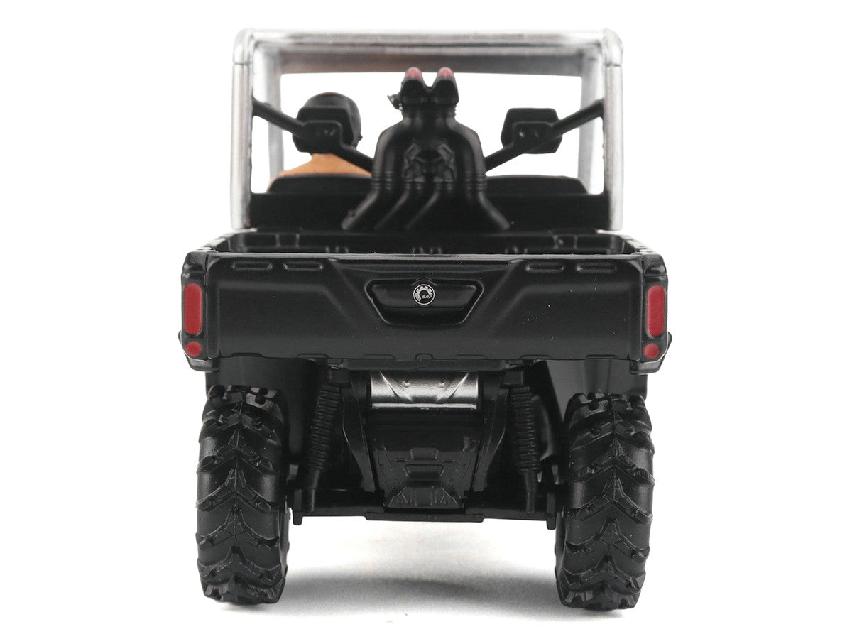 Can-Am Defender XMR Silver Metallic and Black with Driver Figure 1/32 Diecast Model by BRP Models LuxuryLifeWay Online Store