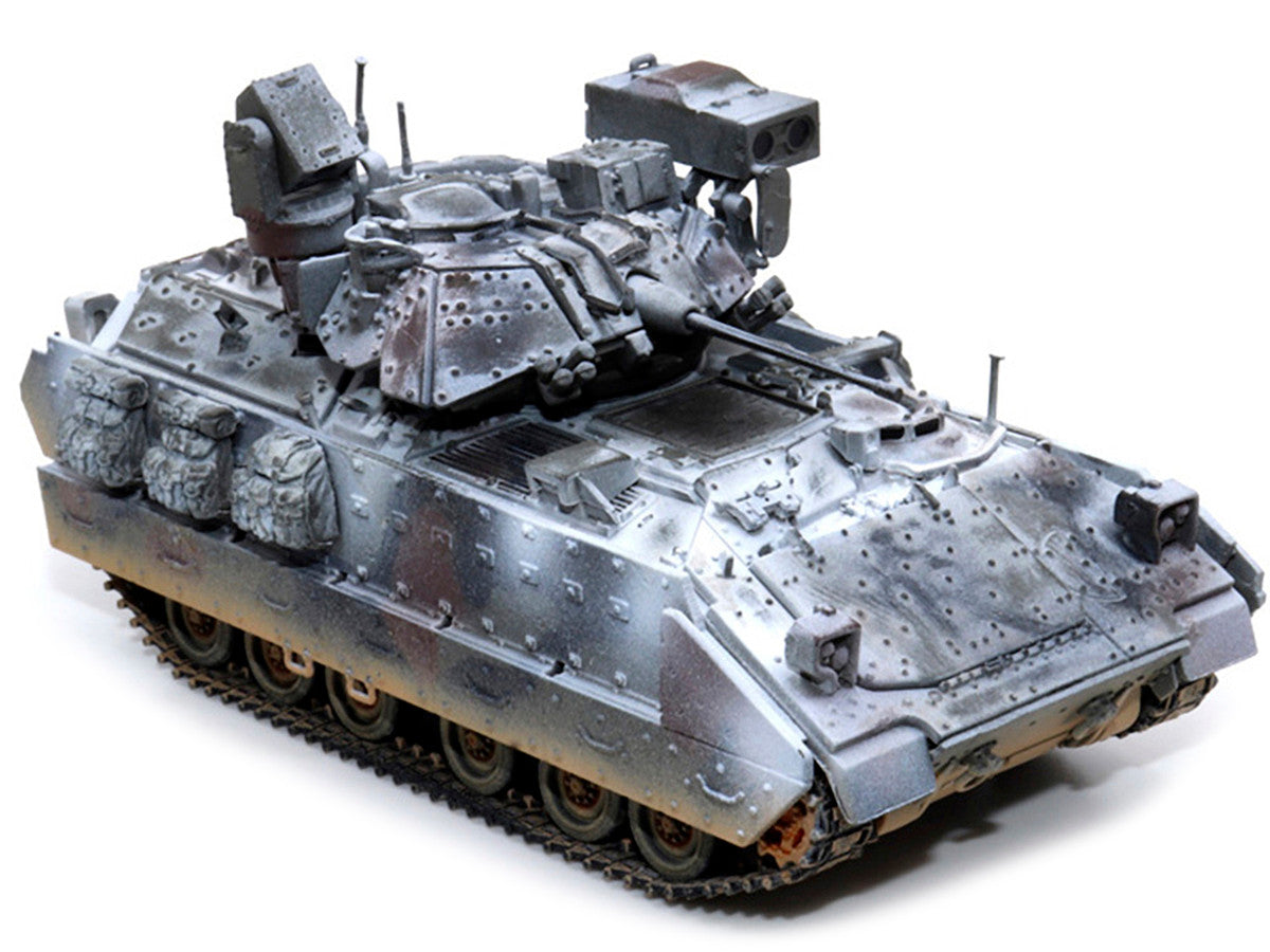 United States M2A3 Bradley IFV (Infantry Fighting Vehicle) Camouflage (Snowy Version) "NEO Dragon Armor" Series 1/72 Plastic Model by Dragon Models LuxuryLifeWay Online Store