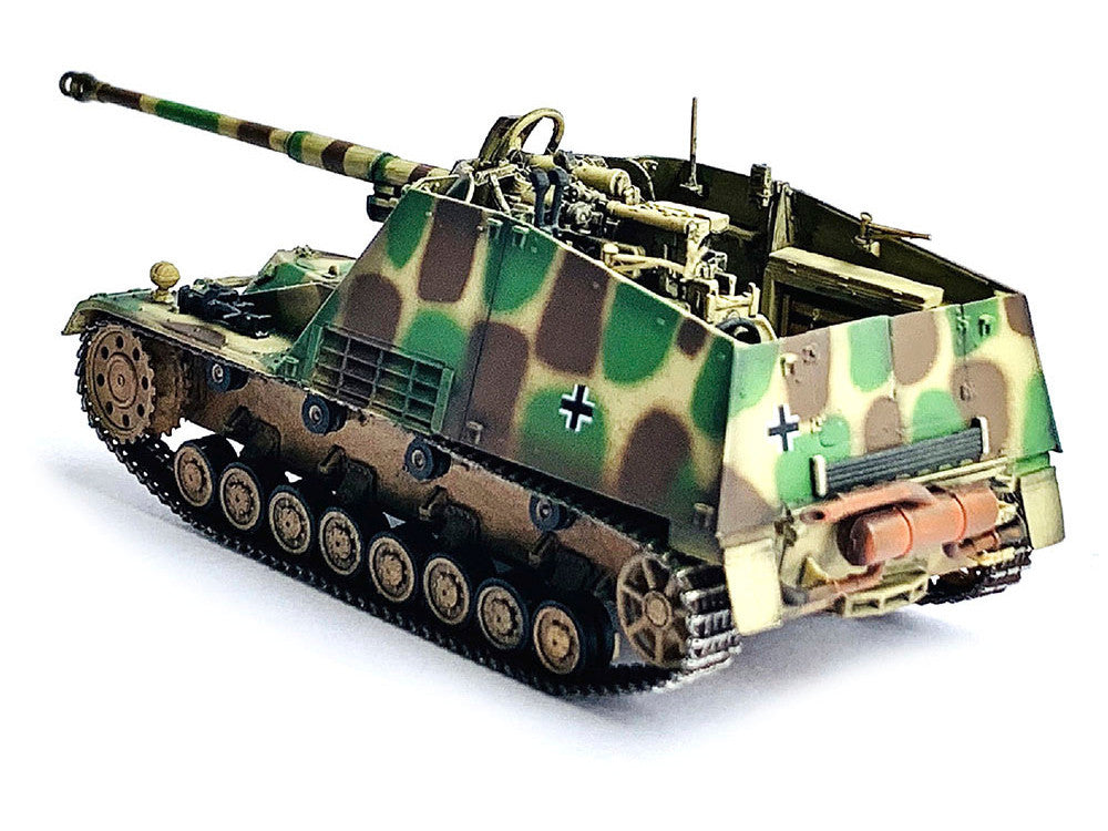 German Sd.Kfz.164 Hornisse "Nashorn" Armored Vehicle "German Army" "NEO Dragon Armor" Series 1/72 Plastic Model by Dragon Models LuxuryLifeWay Online Store