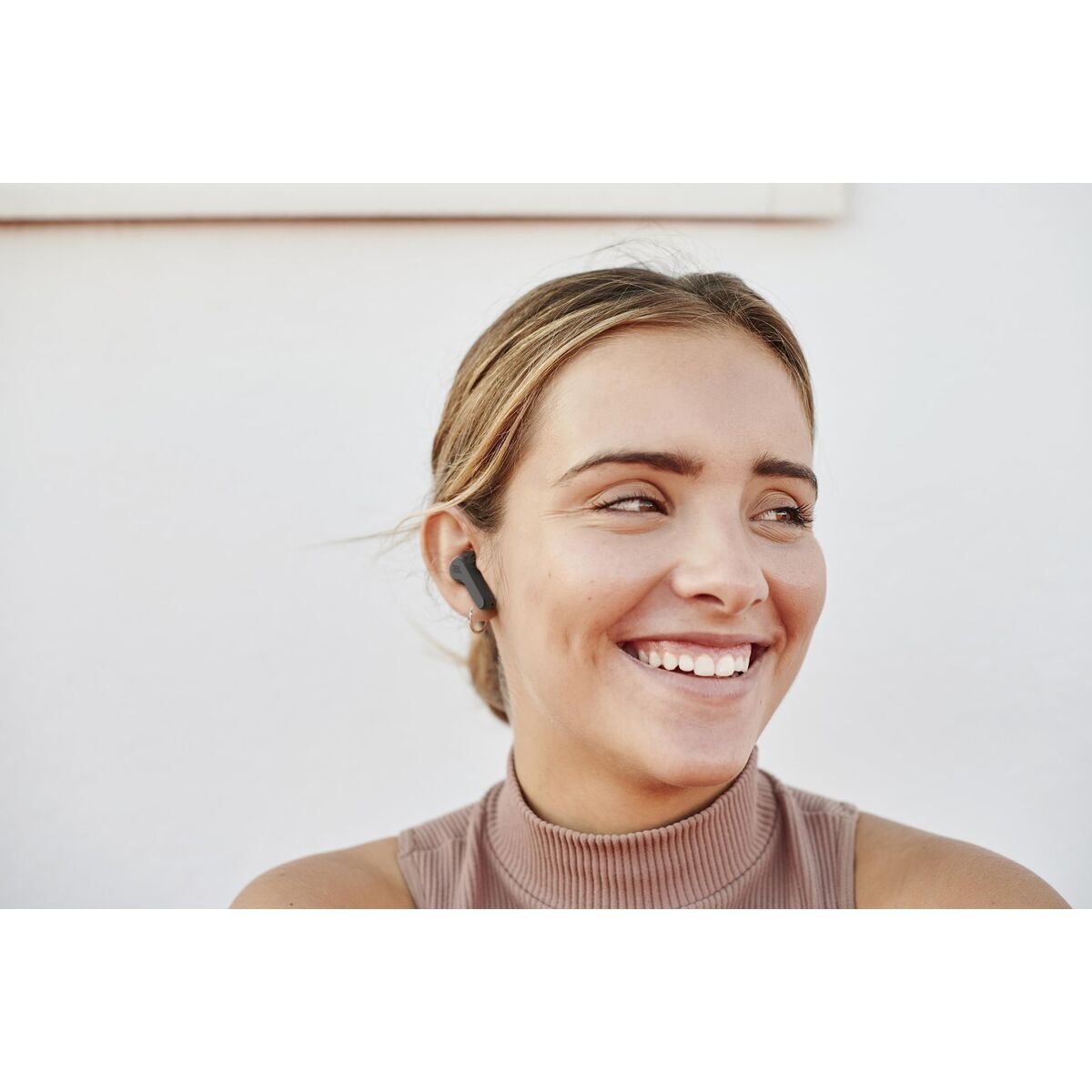 Headphones JBL Wave Beam Black LuxuryLifeWay Online Store