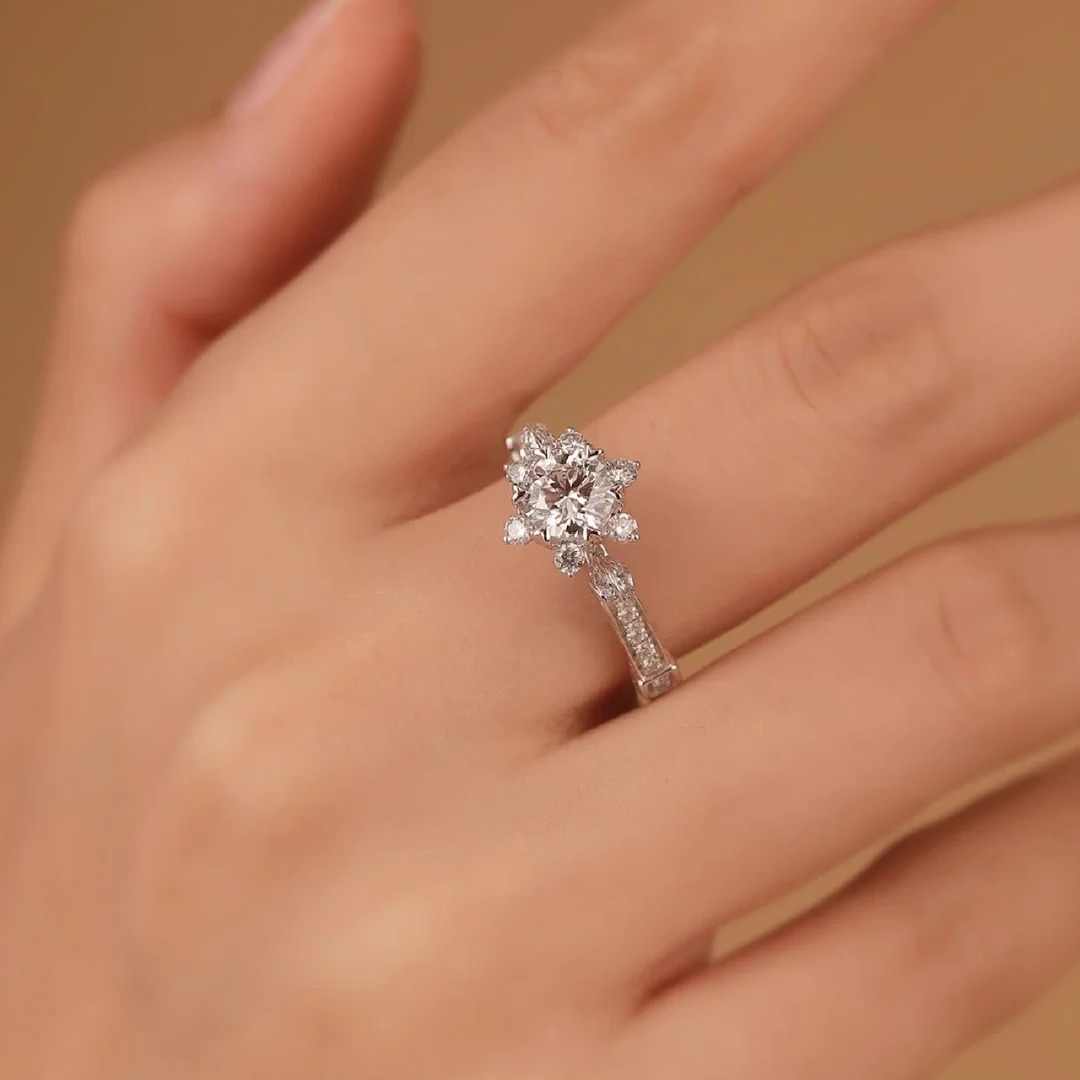 S925 Sterling Silver Moissanite Ring LadyShow.Store