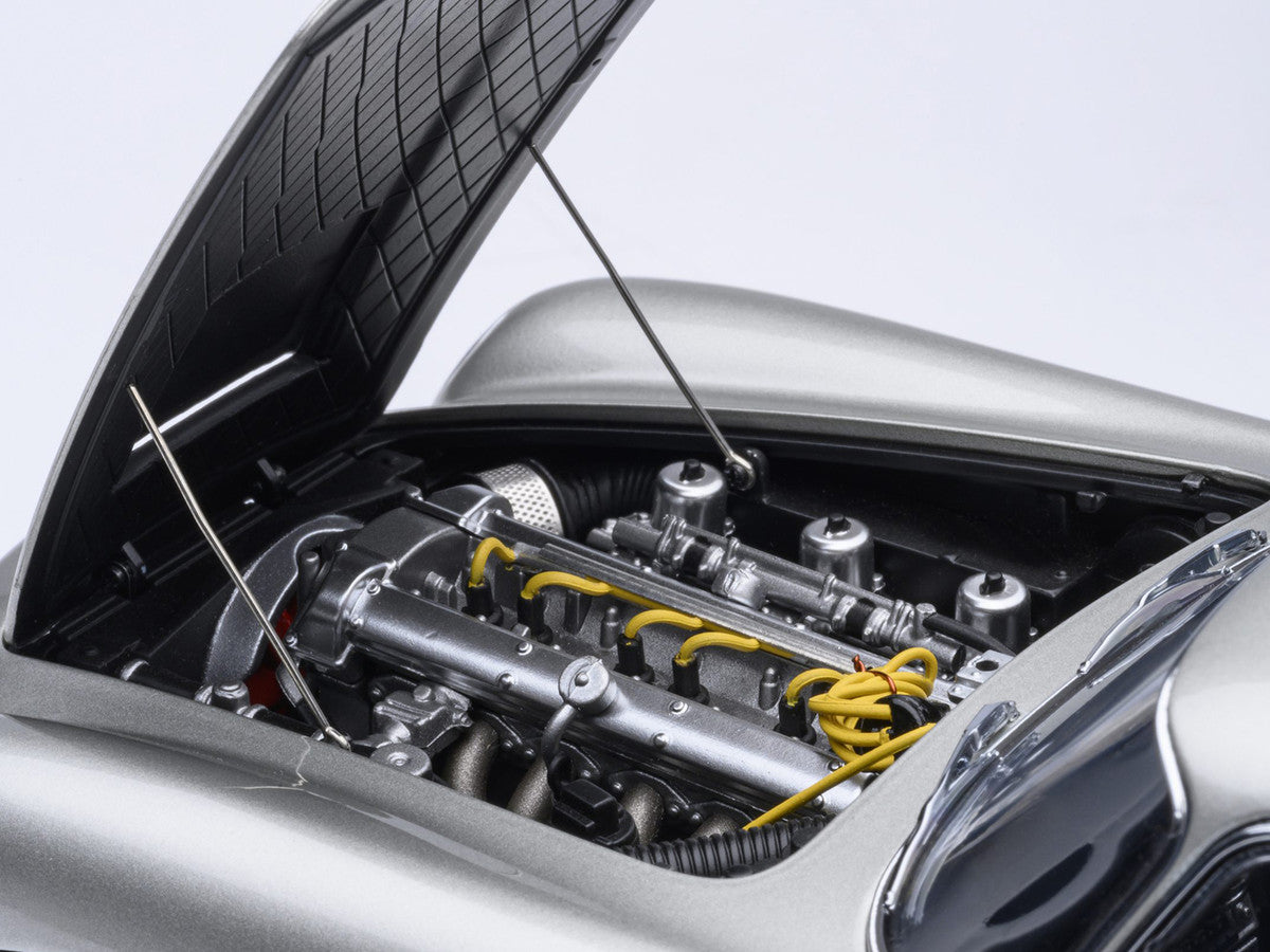 Aston Martin DB5 RHD (Right Hand Drive) Birch Silver 1/18 Model Car by Autoart LuxuryLifeWay Online Store