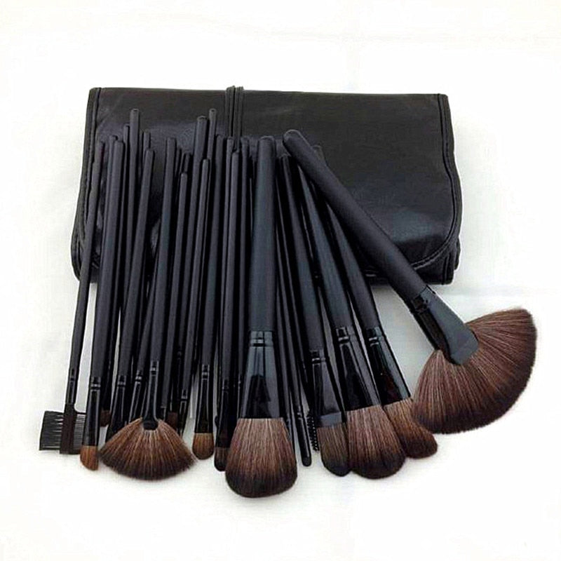 Wooden Handle Makeup Brush Beauty Tool Set